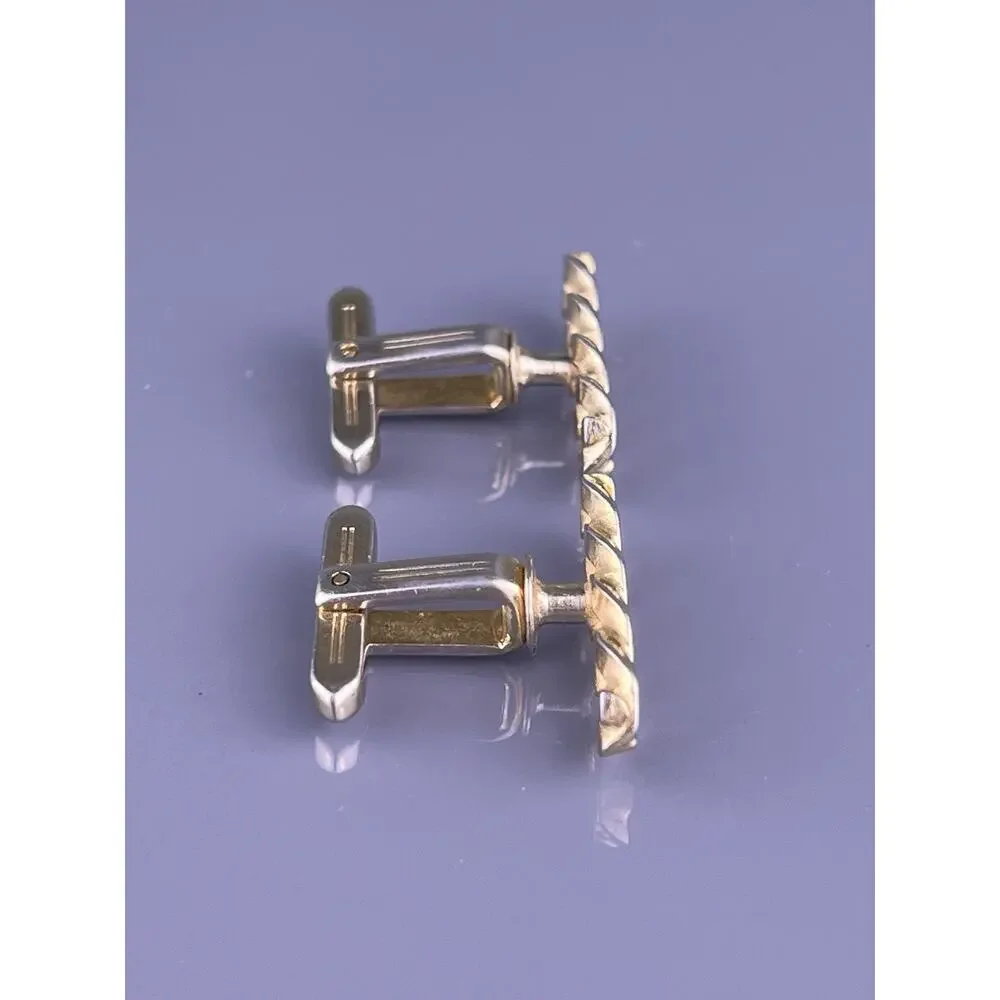 Interlocking Chain Cufflinks Gold Tone Curb Cuban Flat Style Hickok Vintage